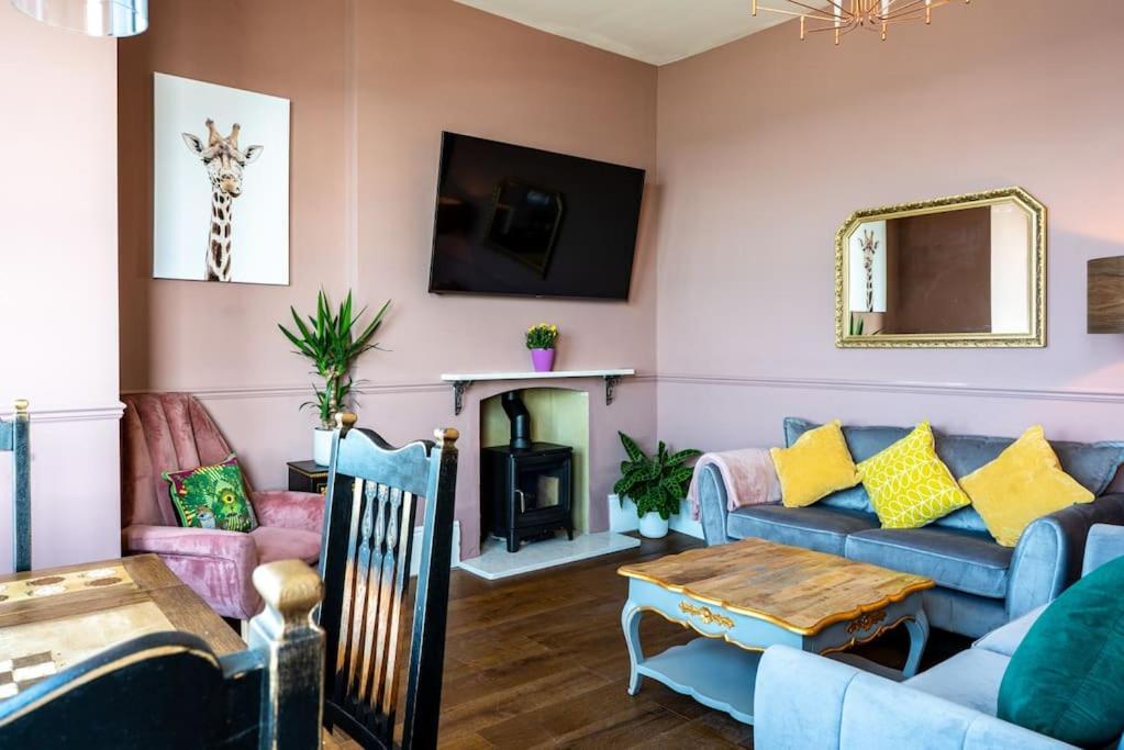 Stylish Beachfront Apartment, Sweeping Ocean Views And Luxury Touches Herne Bay Eksteriør billede