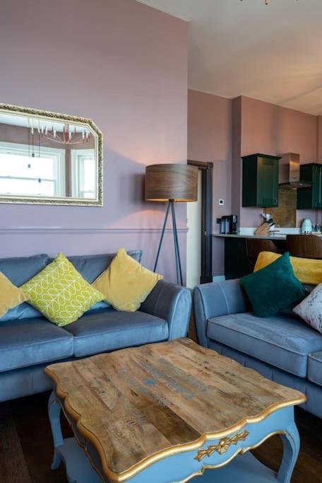 Stylish Beachfront Apartment, Sweeping Ocean Views And Luxury Touches Herne Bay Eksteriør billede