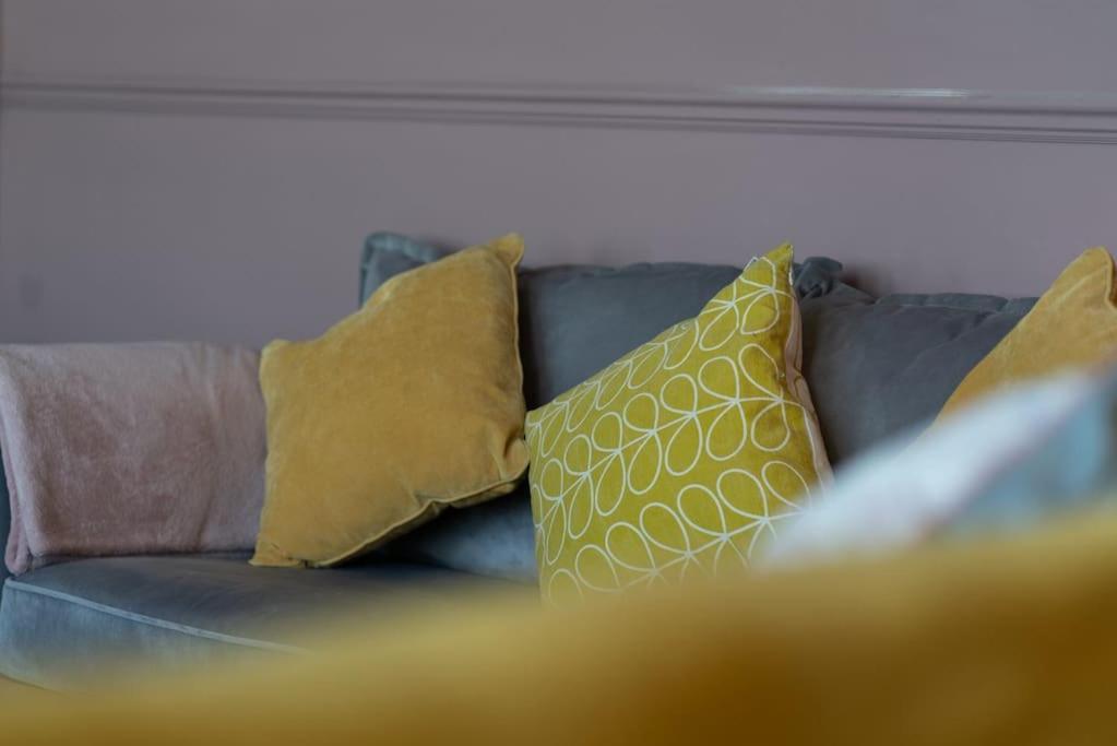 Stylish Beachfront Apartment, Sweeping Ocean Views And Luxury Touches Herne Bay Eksteriør billede